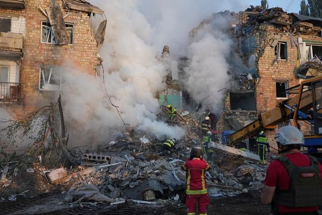 Russia strike on Kyiv