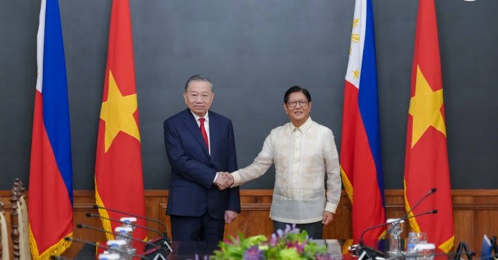 Officials from the Philippines and Vietnam during a diplomatic meeting focused on cooperation and peace in the South China Sea.